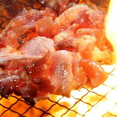豪快な炙り焼きが香ばしい旨味の秘密！