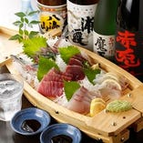 新鮮な鮮魚が味わえる舟盛付きのコースが人気☆4000円～