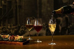 オリエンタルホテル広島_乾杯にはシャンパンをご用意できます。
飲み放題でビールの銘柄を指定していただくこともできます。