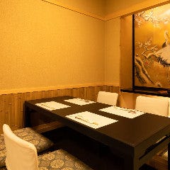 風月のお座敷個室は全て堀席です（テーブル個室もございます）