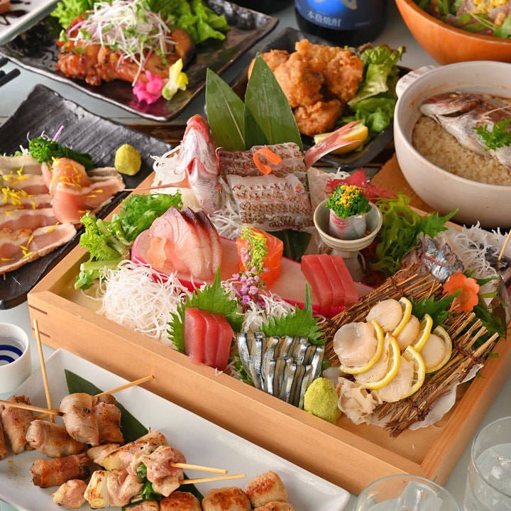 New 10品4000円 一番人気 お造り3種と自慢の焼き鳥付料理10品 3時間 飲み放題の詳細 炭火焼き鳥 博多野菜巻き串 結 ゆう 横浜駅前店 横浜駅 居酒屋 ぐるなび