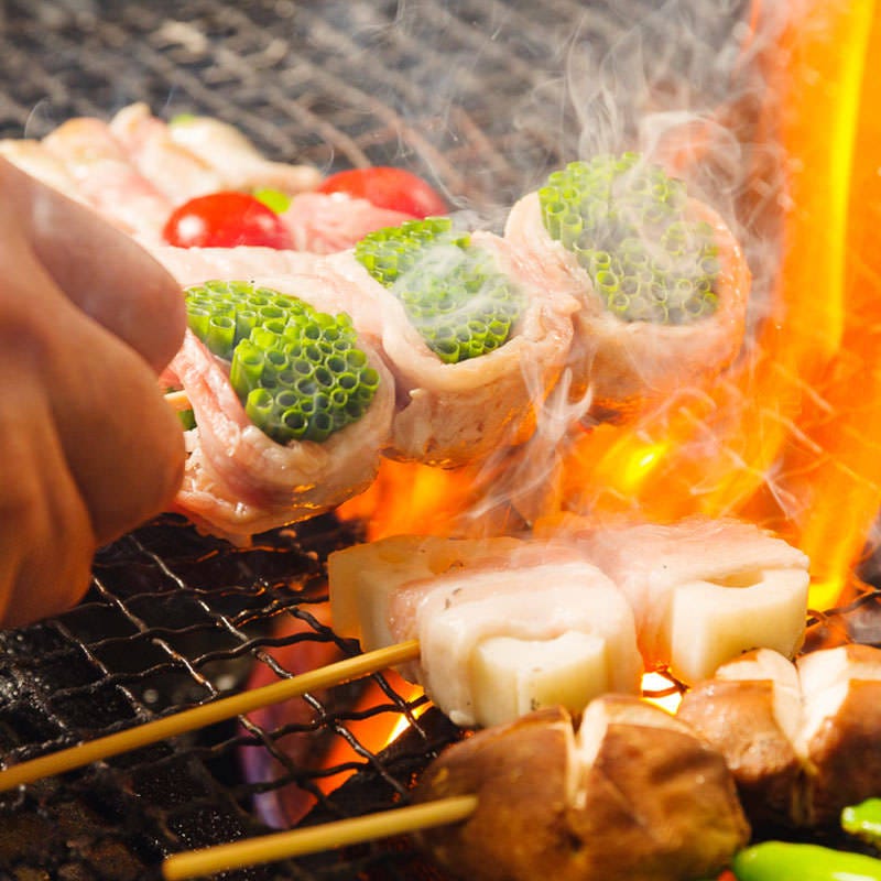 22年 最新グルメ 炭火焼き鳥 博多野菜巻き串 結 ゆう 横浜駅前店 横浜駅 レストラン カフェ 居酒屋のネット予約 神奈川版 22年 最新グルメ 炭火焼き鳥 博多野菜巻き串 結 ゆう 横浜駅前店 横浜駅 レストラン カフェ 居酒屋のネット予約 神奈川版