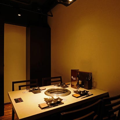 美味しいお店が見つかる 新宿 焼肉 ホルモン 鉄板焼き 個室 おすすめ人気レストラン ぐるなび