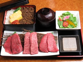 牛の達人 Private 西新宿店 ランチメニュー ぐるなび