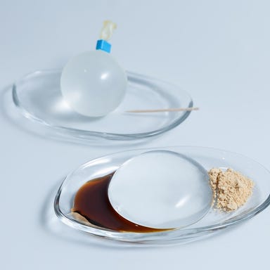 まるもち家 伏見稲荷本店_当店名物の水まる餅