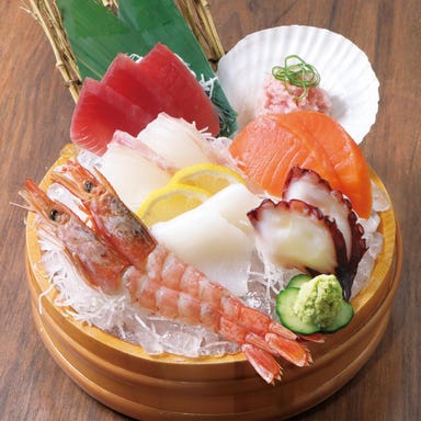 濱焼魚萬 おもろまち駅前店_鮮度抜群の魚介を存分に堪能!