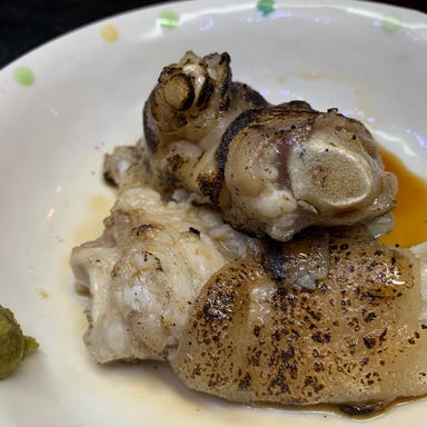 炭火焼とりとん_豚足焼