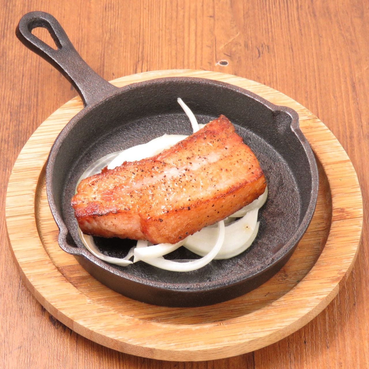 大衆バル 290 ～にくまる～ 西船橋店 料理・ドリンク ぐるなび