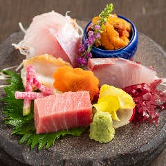 各種日替わりで入荷　新鮮魚のお造り