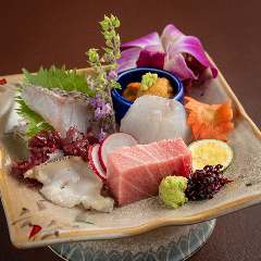 お造り盛り合わせ