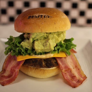 オサカナタイガー_濃厚アボカドバーガー