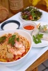 アジアンビストロ y’s kitchen（ワイズキッチン） 金沢文庫