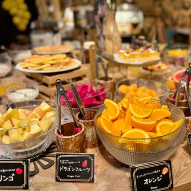 メルカパーラー ルクア大阪店_フルーツ＆スイーツビュッフェ開催♪