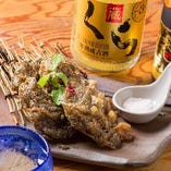 【沖縄料理】
もずくの天ぷらや海ぶどうなどを気軽にどうぞ