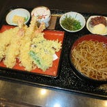恵比寿茶屋の天婦羅蕎麦サクサクの食感絶品一度ご賞味下さい