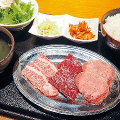 ホルモン 焼肉 金タレ 高田馬場店 ランチメニュー ぐるなび