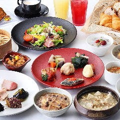 鮮やかな前菜・サラダ・お惣菜など大切な朝ごはんに一華添えます