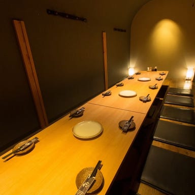 完全個室×肉寿司と野菜巻き串 博多もん 本店_【掘りごたつ個室】半個室の掘りごたつ席<標準4名様掛けのお席>