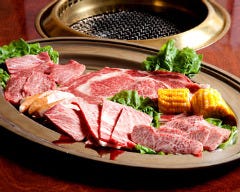 焼肉処 楽々亭