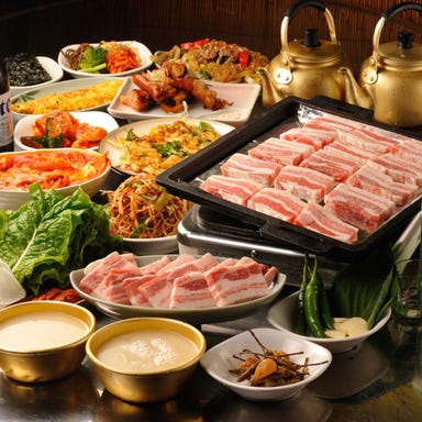 韓国焼肉 マッコリバー 李さんのキムチ  コースの画像