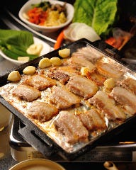 韓国焼肉 マッコリバー 李さんのキムチ