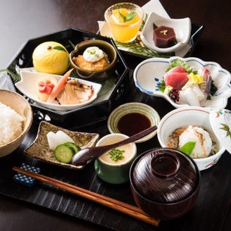 日本料理 成城きた山 本店 ランチメニュー ぐるなび