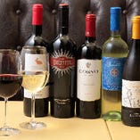 イタリア産を中心とした約30種のワインを取り揃えております。