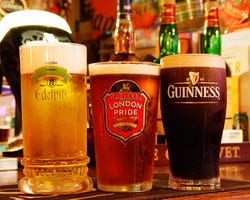 ギネスや週替わりの英国ビール！
樽生は一味違います。