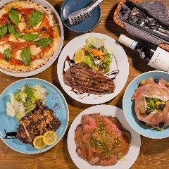 ガッツリ肉コースなど2時間飲み放題付コースが4,200円（税抜）～