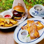 モーニングは07:00～11:00！