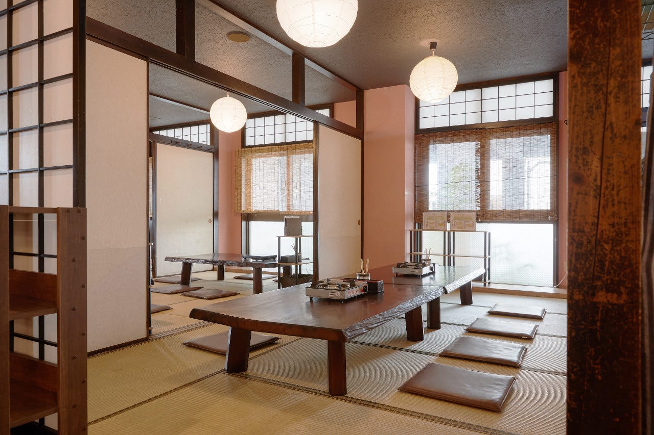 大衆割烹えびす_ゆったりと過ごせるお座敷を完備◎