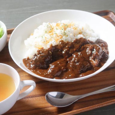 8屋(和牛ステーキ丼と欧風和牛カレーのお店)_欧風黒毛和牛カレー セット