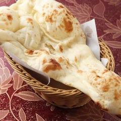 ナン 隠れ家居酒屋ダイニング 食べ放題 SITA 中目黒本店_ナン