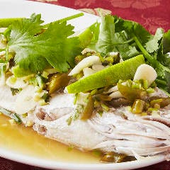 魚の唐辛子蒸し 隠れ家居酒屋ダイニング 食べ放題 SITA 中目黒本店_魚の唐辛子蒸し