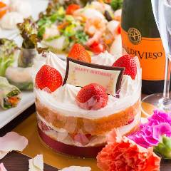 隠れ家居酒屋ダイニング 食べ放題 SITA 中目黒本店_お誕生日の方がいらっしゃいましたら、お祝いにケーキをプレゼントいたします♪