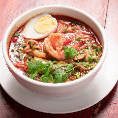 トムヤムラーメン 隠れ家居酒屋ダイニング 食べ放題 SITA 中目黒本店_トムヤムラーメン