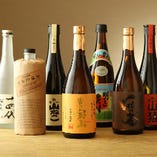 店主おすすめの焼酎・日本酒を常時20種以上取り揃えております