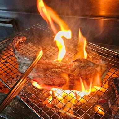 炭いぶし極上サムギョプサル テジワン_飲み放題付!選べるテジワンコース