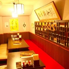 ビール、カクテル、１０年紹興酒等種類豊富に揃えています