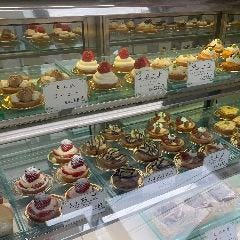 タルトレット専門店ポムボヌール