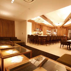 貸切…24名様～45名様まで 立食…70名様までご利用いただけます