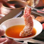 長年培った秘伝のタレ
肉の旨味が際立つ素直な味