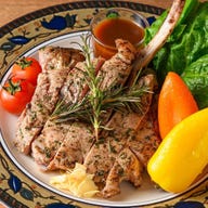 肉×魚バル MEAT MEETS FISH 八重洲店_肉も魚も両方楽しめるバル