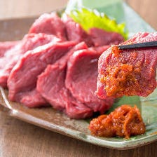 会津馬刺 信州上田 妙典 彦酉 写真 ぐるなび