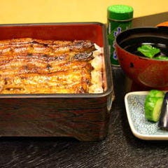 全国厳選銘酒と鰻 岩亀（がんき） みなとみらい店