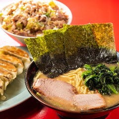 横浜家系ラーメン 山崎家