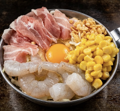 こなホル亭
