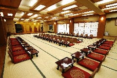 接待に適した良席、大宴会可能な広間