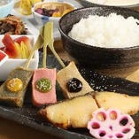 旬魚の西京焼きと京生麩×おばんざい×土鍋ご飯×自家製豆富×お味噌汁の定食