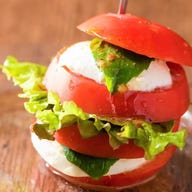 クラフトビアホール モスプレミアム 桜木町クロスゲート店_モスと言えば新鮮野菜!SNS映えする逸品を多彩にご用意!